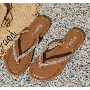 NWOT Rhinestone sandals